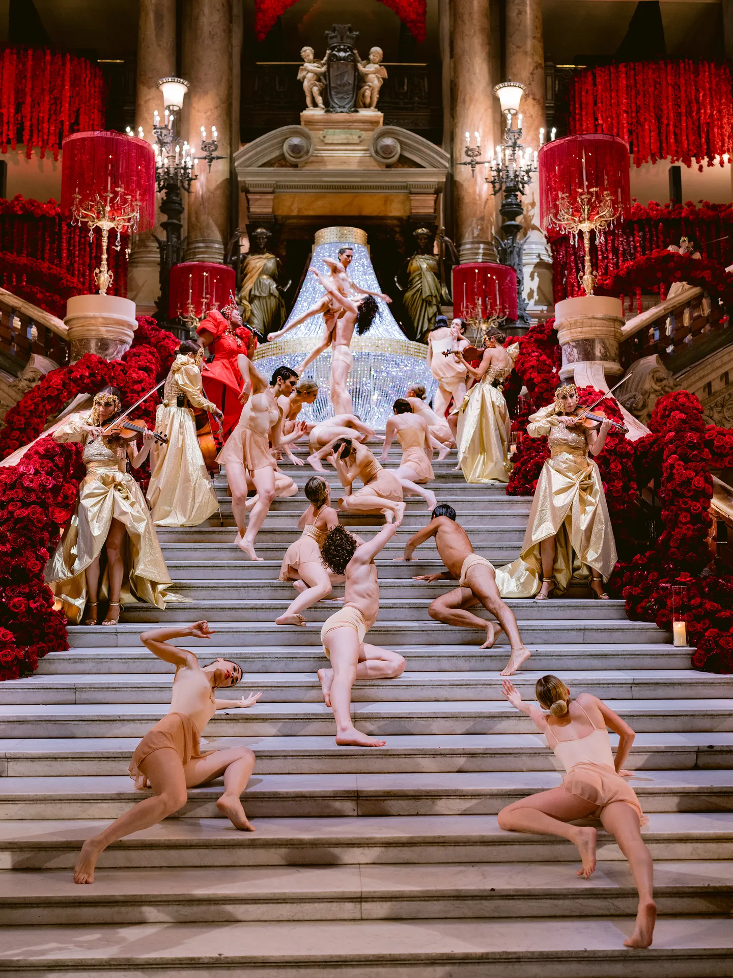 The Pre-Wedding Cirque de Couture — immagine 29