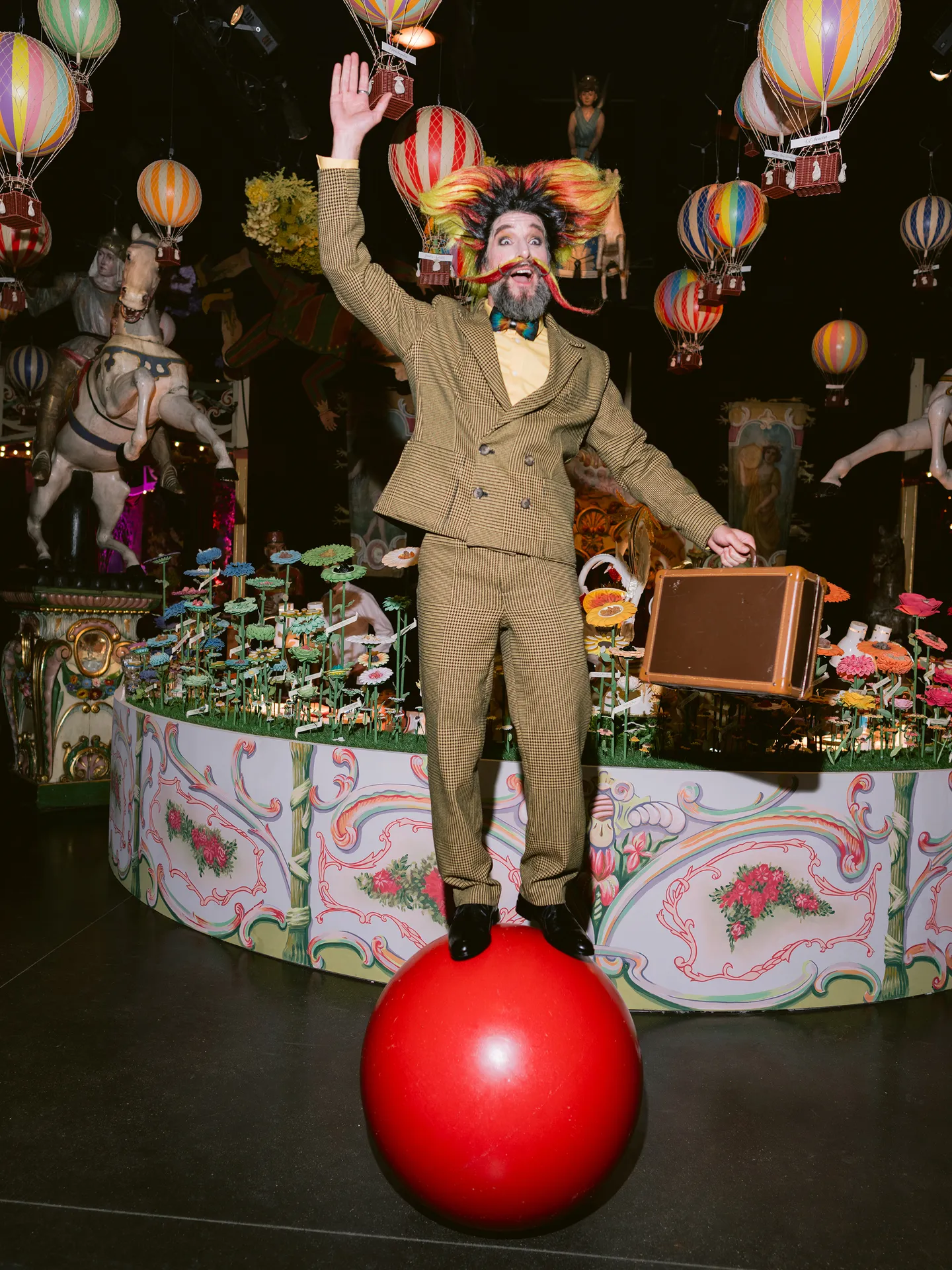 The Pre-Wedding Cirque de Couture — immagine 12
